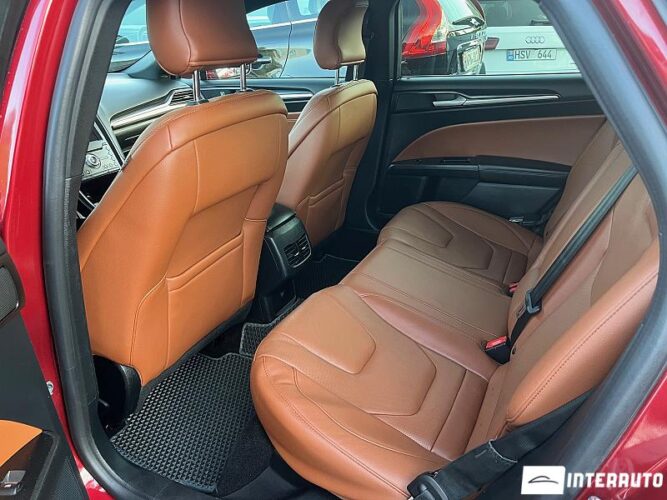 Ford Fusion 47 interauto-car