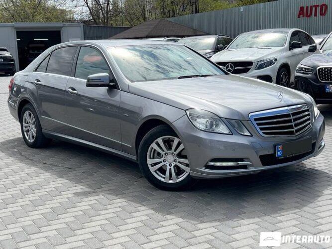 Mercedes E 200 31 interauto-car
