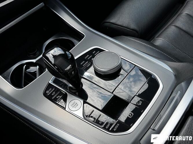 BMW X5 4.0D 49 interauto-car