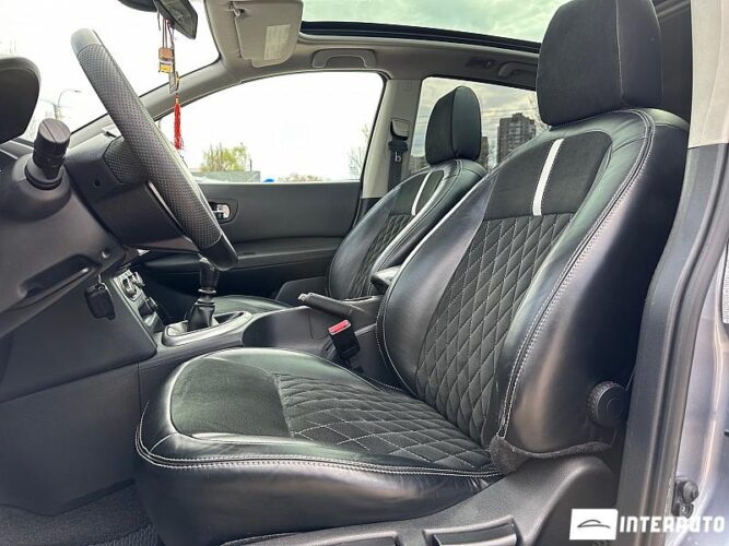 Nissan Qashqai 33 interauto-car