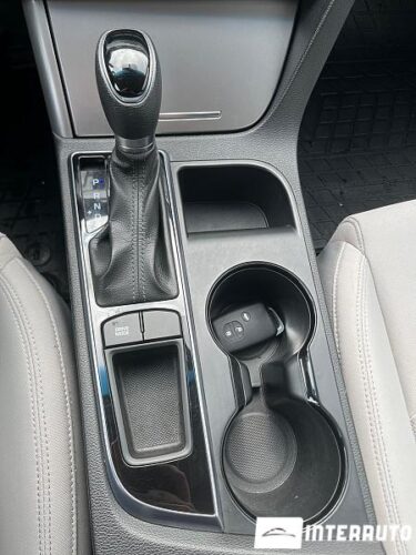 Hyundai Sonata 40 interauto-car