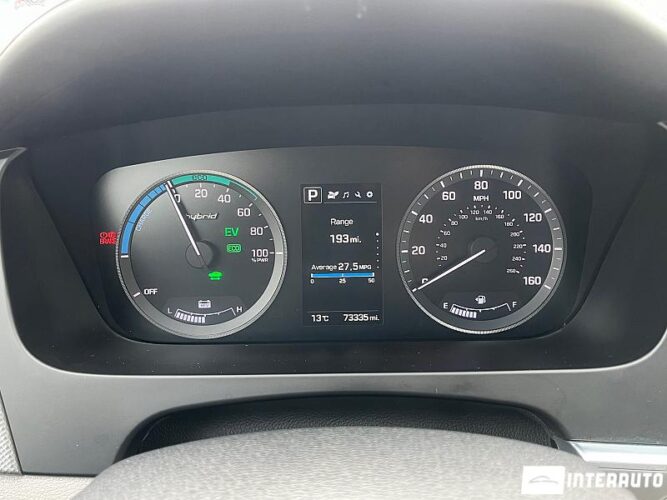 Hyundai Sonata 37 interauto-car