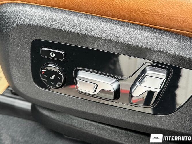 BMW X5 3.0D 48 interauto-car