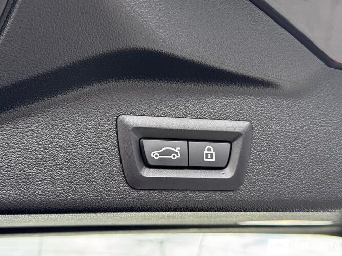 BMW X5 3.0D 58 interauto-car