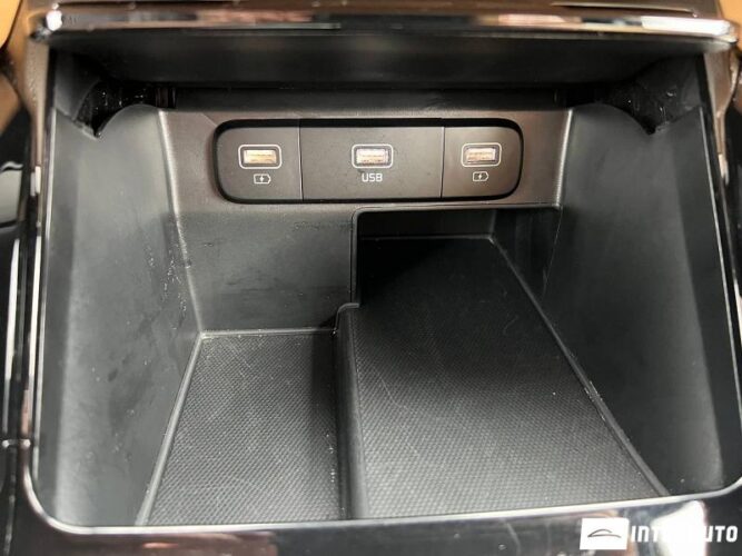 Kia Sorento 59 interauto-car