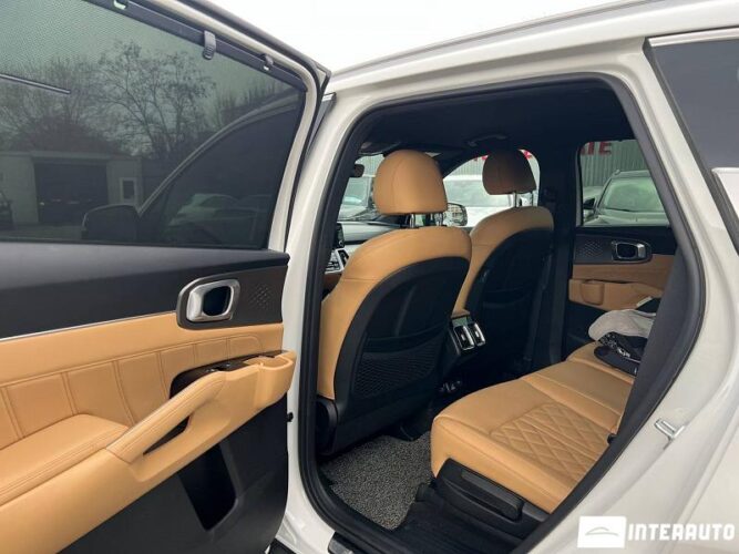 Kia Sorento 47 interauto-car