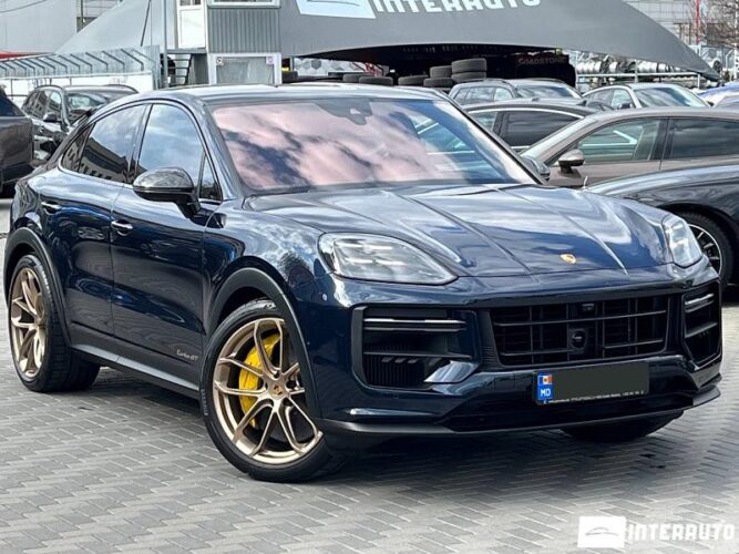 Porsche Cayenne Turbo GT Coupe 36 interauto-car