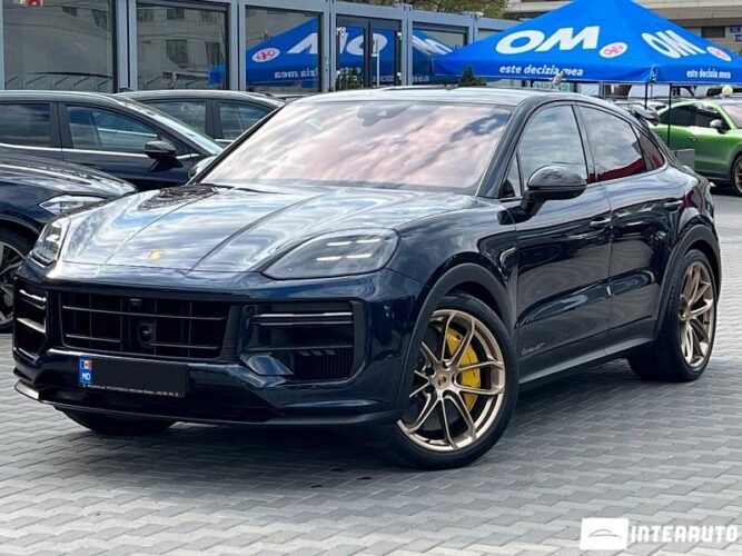 Porsche Cayenne Turbo GT Coupe 34 interauto-car