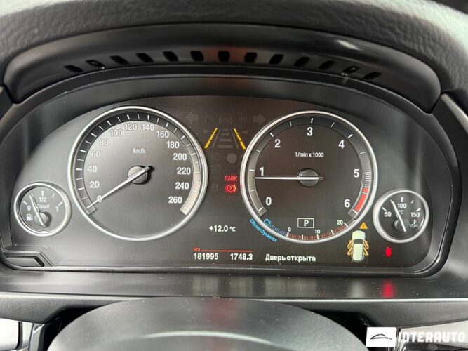 BMW X5 2.5D 38 interauto-car