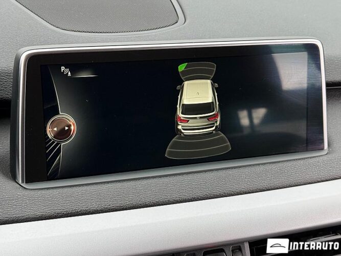 BMW X5 2.5D 40 interauto-car