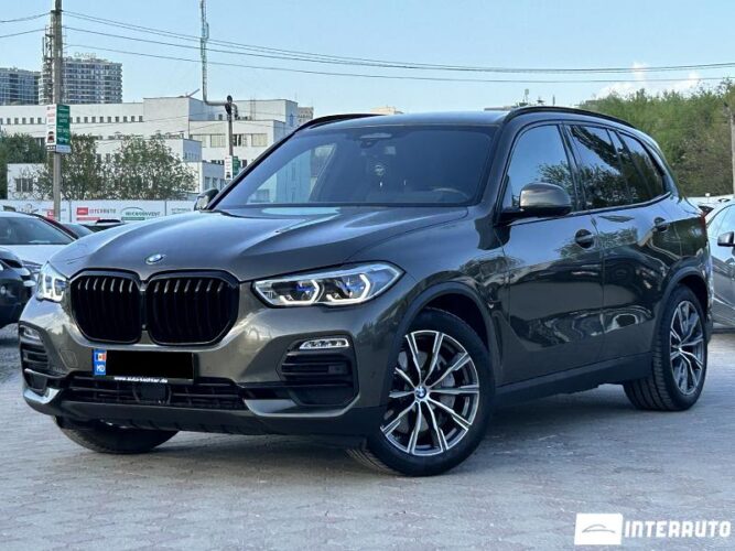BMW X5 4.5e 35 interauto-car
