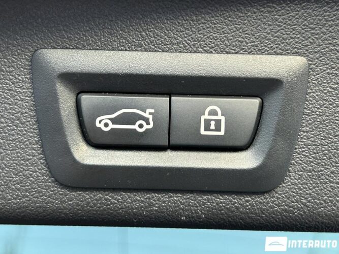 BMW X5 4.5e 57 interauto-car