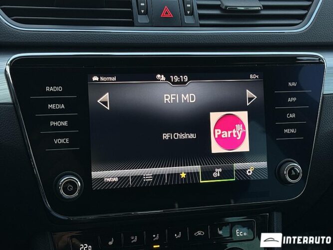 Skoda Superb 40 interauto-car