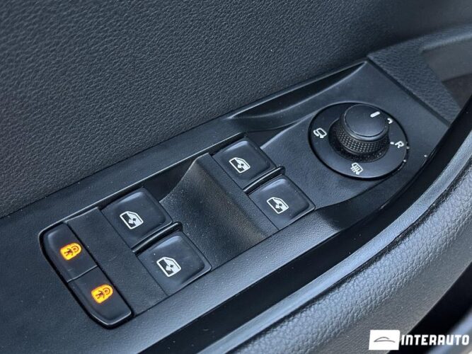 Skoda Superb 47 interauto-car