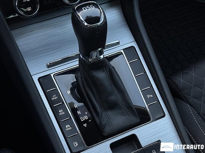 Skoda Superb 42 interauto-car