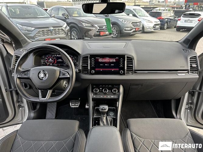Skoda Karoq 37 interauto-car
