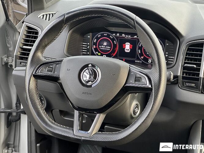Skoda Karoq 38 interauto-car