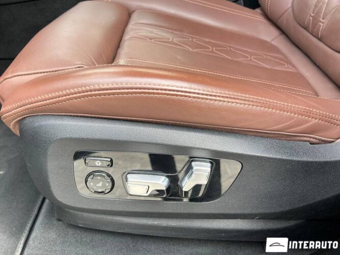 BMW X7 3.0d 57 interauto-car