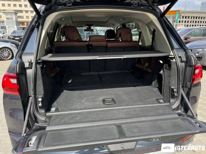 BMW X7 3.0d 62 interauto-car