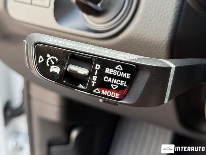 Porsche Cayenne 52 interauto-car