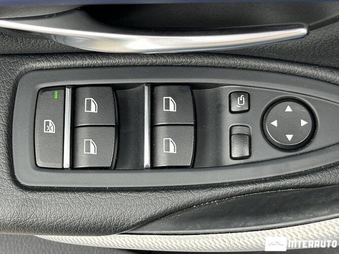 BMW 320 55 interauto-car