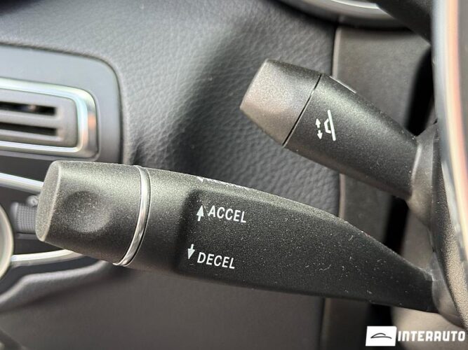 Mercedes GLC 300 52 interauto-car