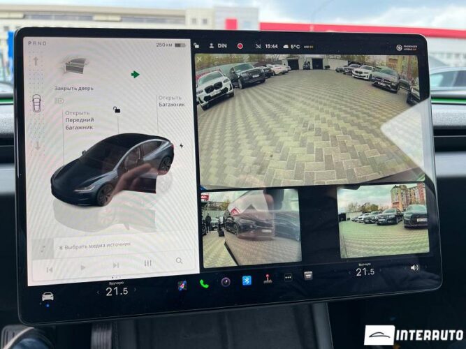 Tesla Model 3 40 interauto-car