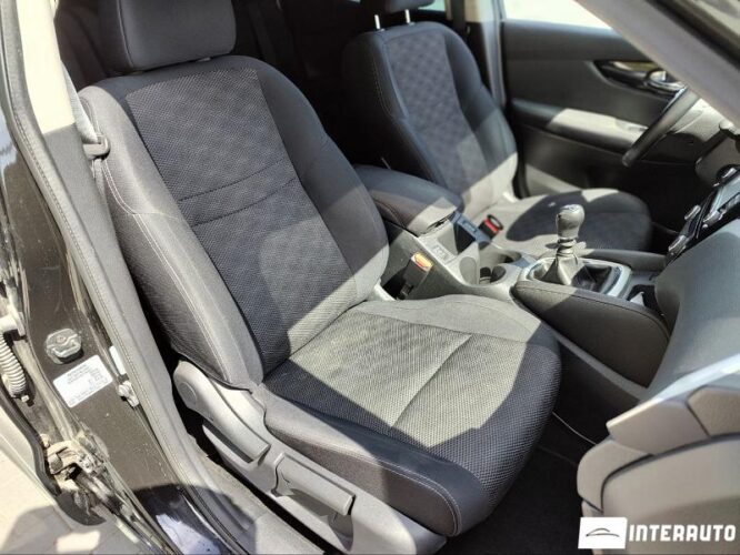 Nissan Qashqai 34 interauto-car