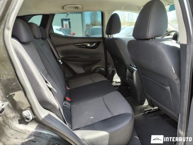 Nissan Qashqai 36 interauto-car