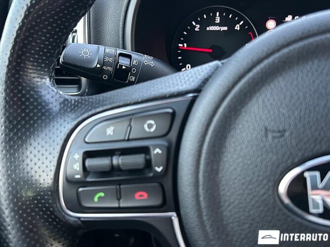 Kia Sportage 43 interauto-car