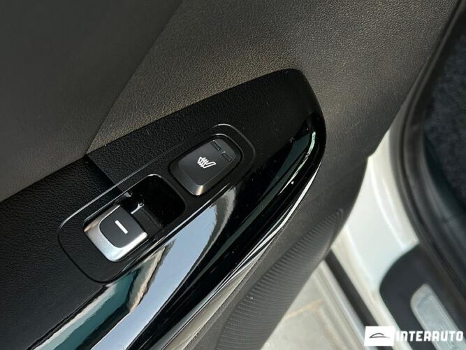 Kia Sportage 52 interauto-car