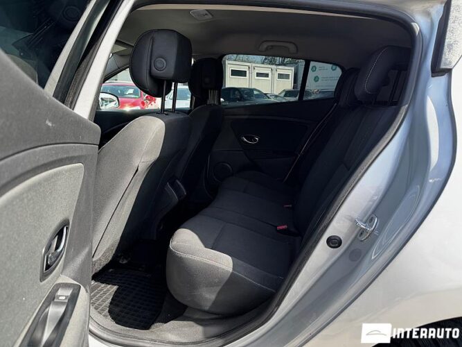 Renault Megane 42 interauto-car