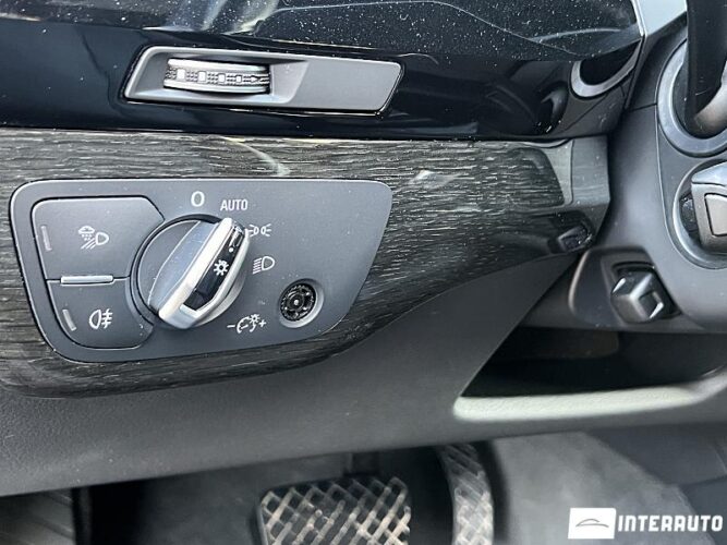 Audi Q7 45 interauto-car