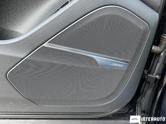 Audi Q7 57 interauto-car