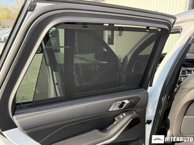 BMW X5 4.5e 60 interauto-car