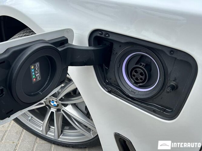 BMW 740e 55 interauto-car