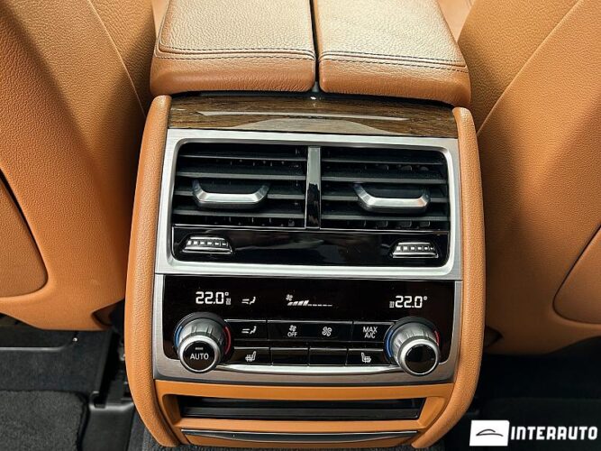 BMW 740e 51 interauto-car