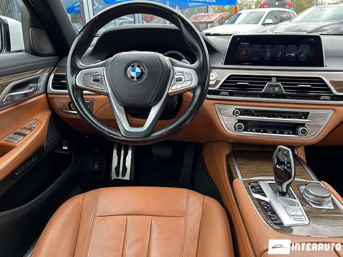BMW 740e 40 interauto-car