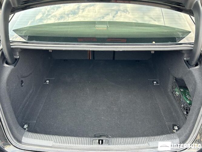 Audi A6 52 interauto-car