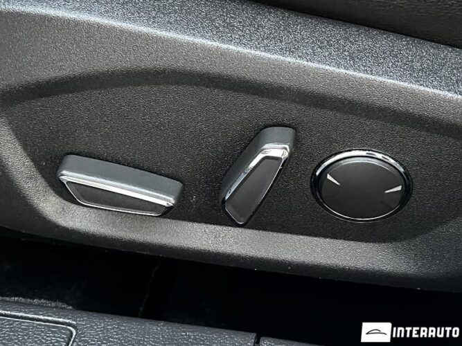 Ford Fusion 45 interauto-car