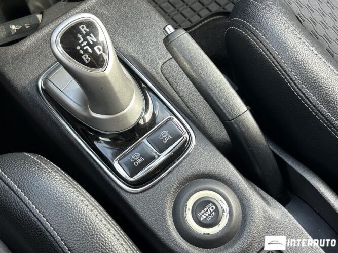 Mitsubishi Outlander 43 interauto-car