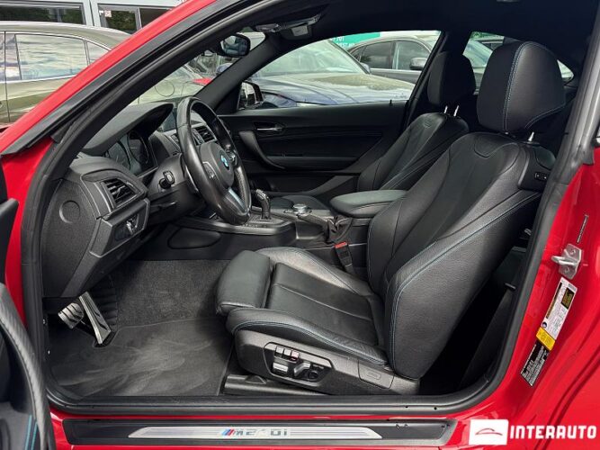 BMW M240i 32 interauto-car