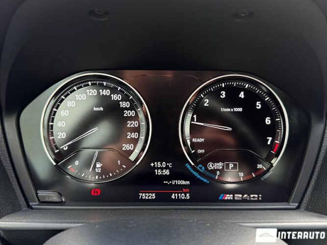 BMW M240i 34 interauto-car