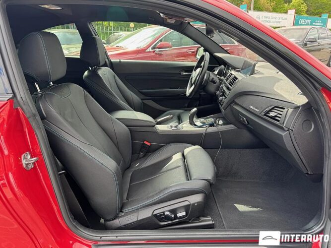 BMW M240i 31 interauto-car