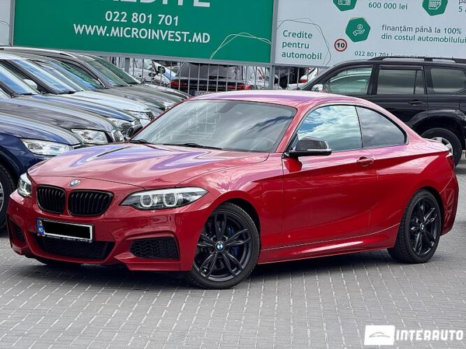 BMW M240i 27 interauto-car
