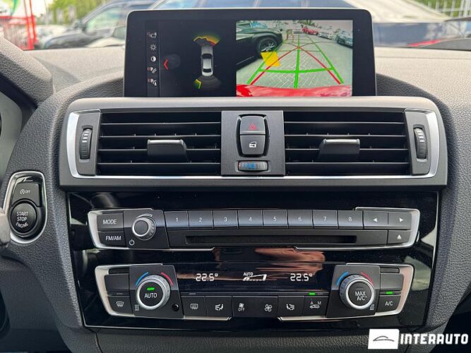 BMW M240i 36 interauto-car