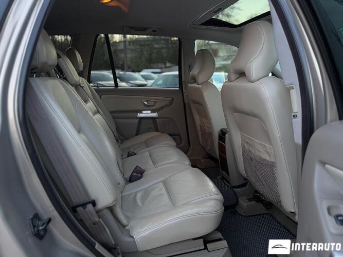 Volvo XC 90 44 interauto-car