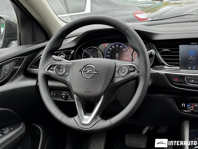 Opel Insignia 41 interauto-car