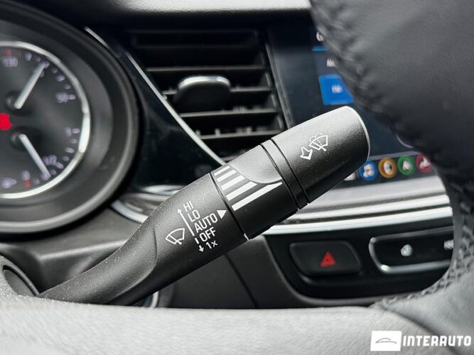 Opel Insignia 49 interauto-car