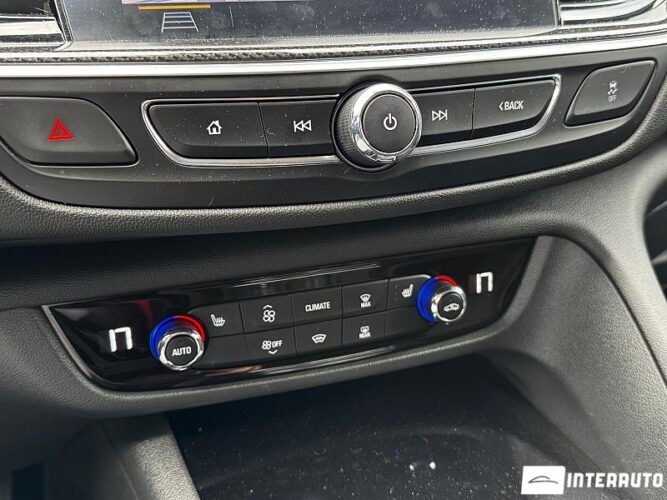 Opel Insignia 44 interauto-car